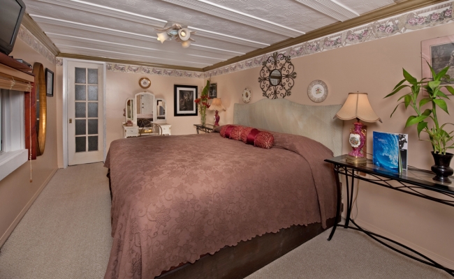 Continental Suite