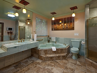 Treehouse Suite